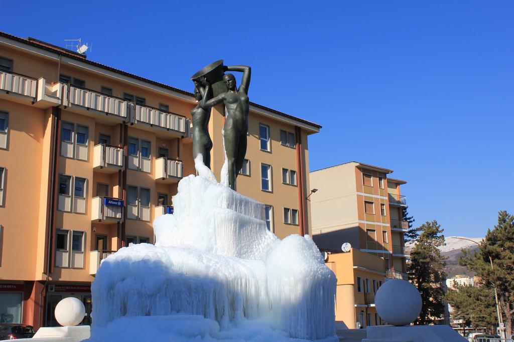 Hotel Castello LʼAquila Extérieur photo